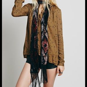 ISO free people scarf! I am on the hunt for long skinny scarves with fringe